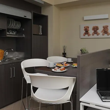 Apartmanhotel Chc Business 4*