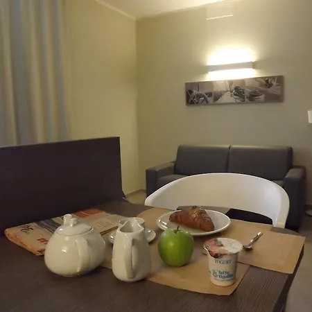 Apartmanhotel Chc Business 4*